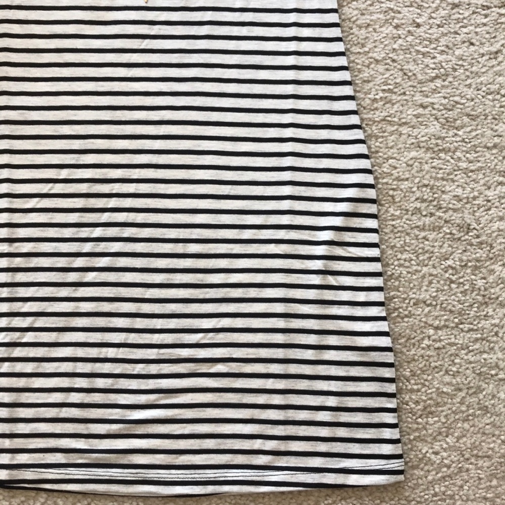 🏖1 MEDIUM🏖Striped Body Con Dress - Picture 3 of 5